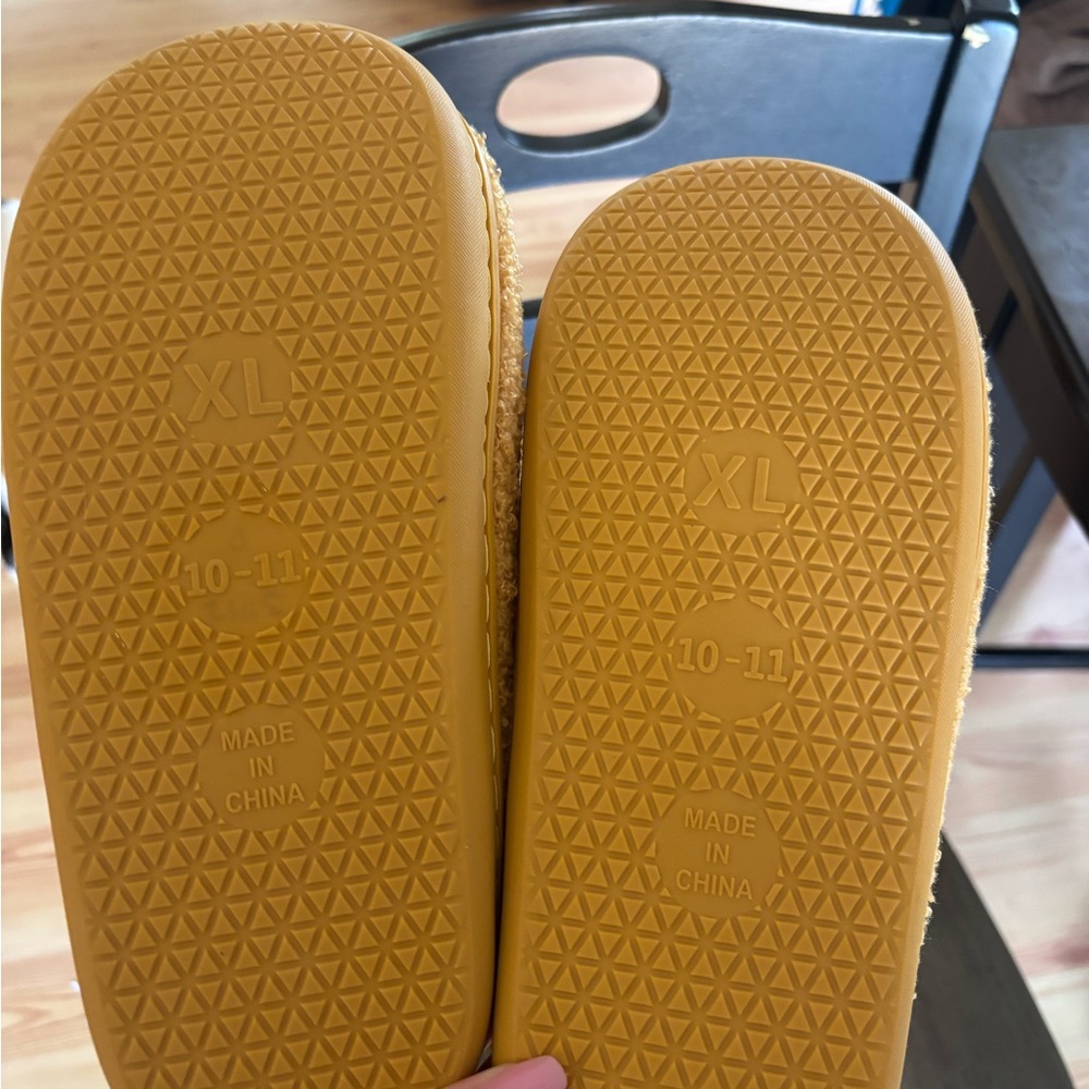 Natural Life Cozy Yellow Slippers - Picture 3 of 7